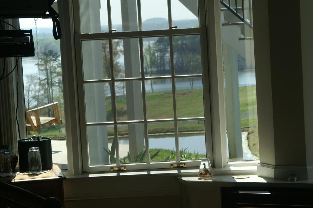 Whitestone Country Inn Kingston Habitación foto